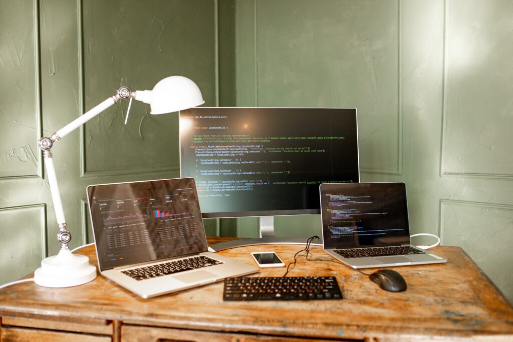 Usama Yaqoob | Top Rated Fiverr Pro Web Developer